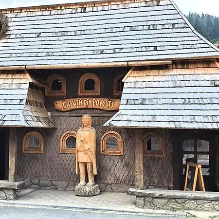 Căsuța din Povești-3